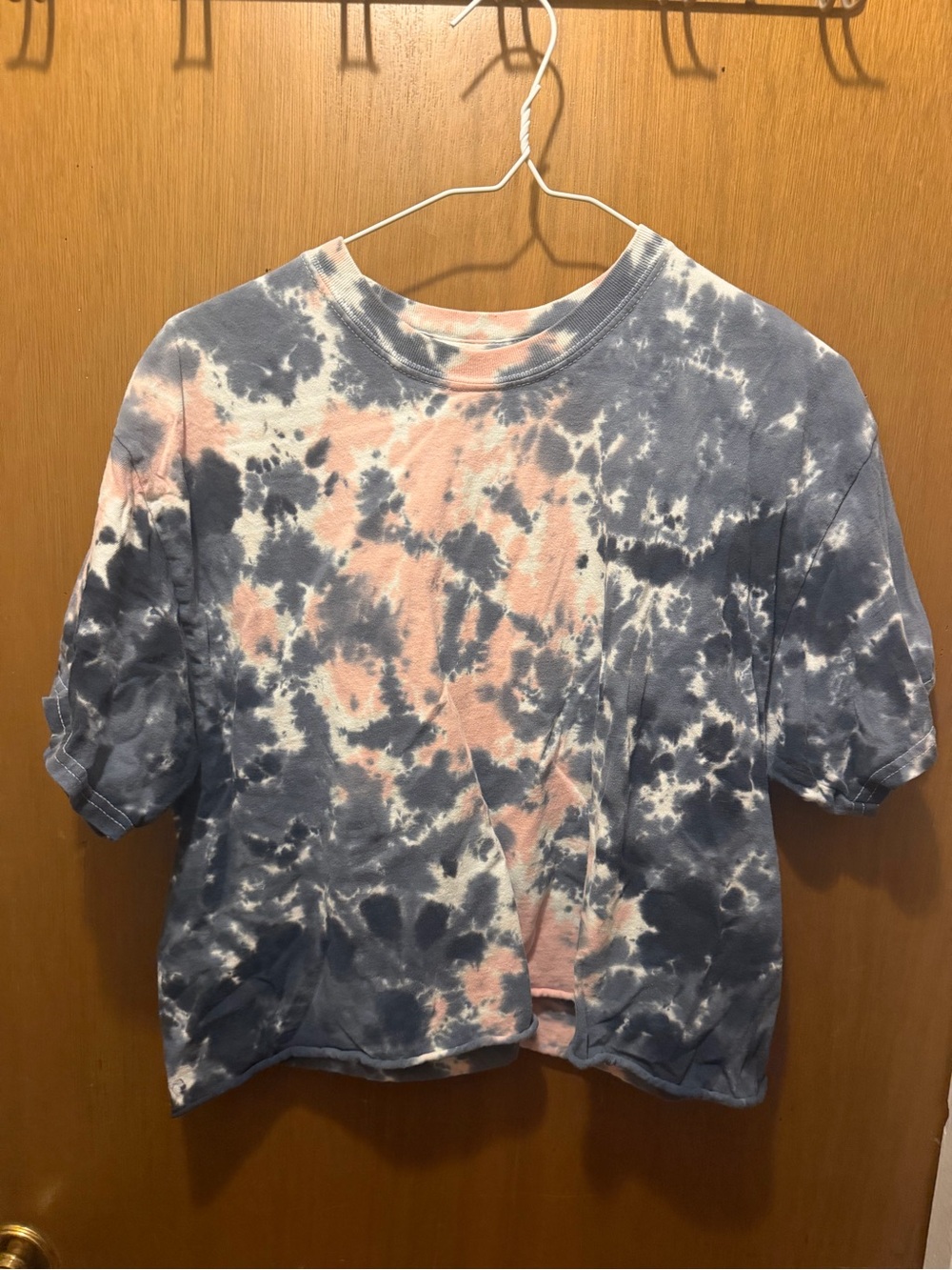 Chemistry Tie-Dye Crop Tee in Blue & Pink